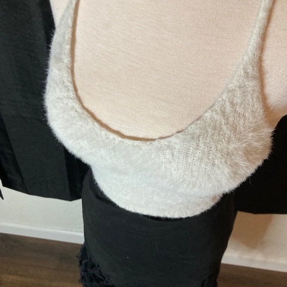 Fuzzy Ribbed Crop Tank - Picture 2 of 2